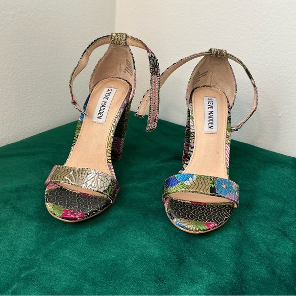 Steve Madden Floral Multicolor Heels - Picture 1 of 6